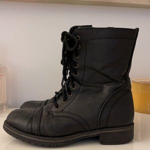 Black Combat Boots - Women’s 7.5